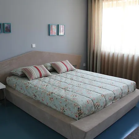 Cruz Vermelha * Vila Nova de Gaia